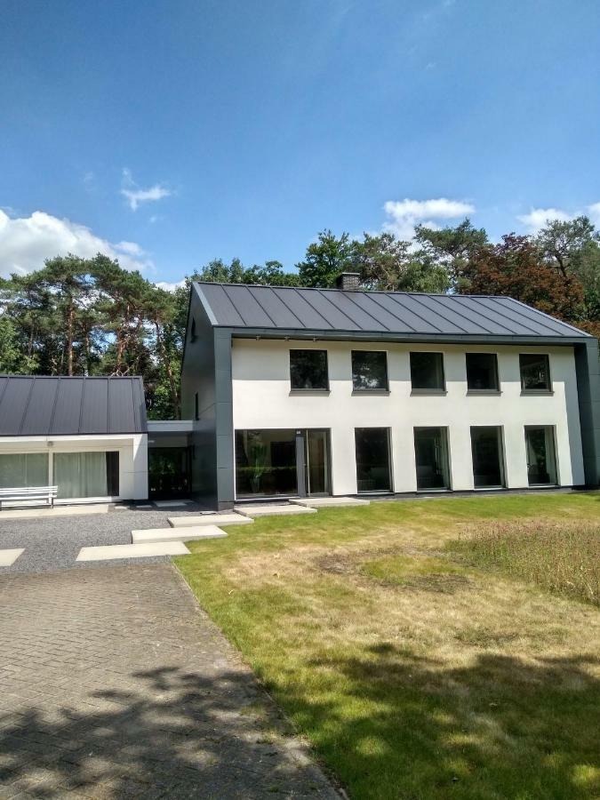B+B Golf Schilde エクステリア 写真